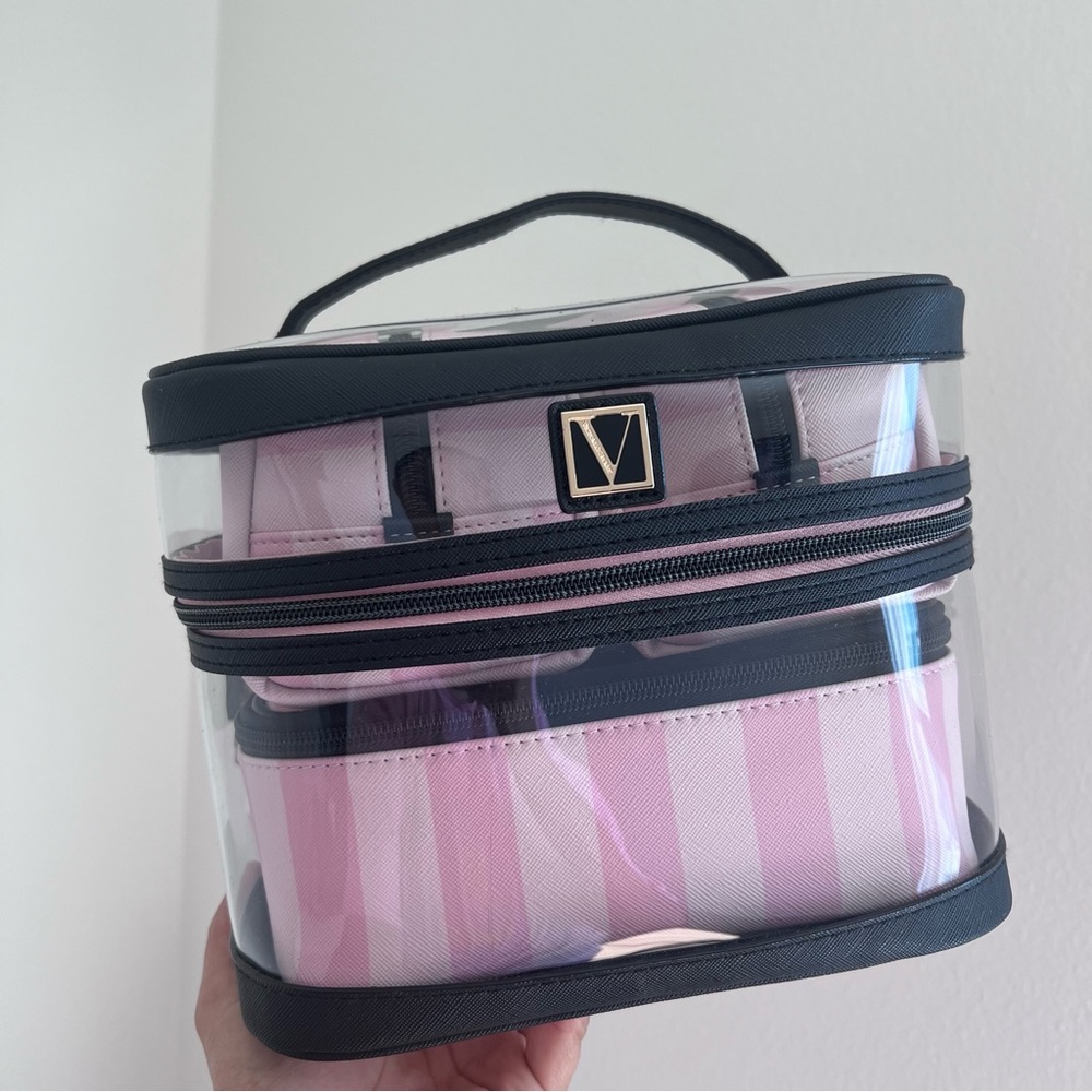 💕VICTORIAS SECRET MAKEUP TRUNK💕